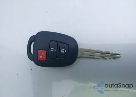 2017 Toyota Prius C One из США, поврежденный, VIN JTDKDTB31H1596232